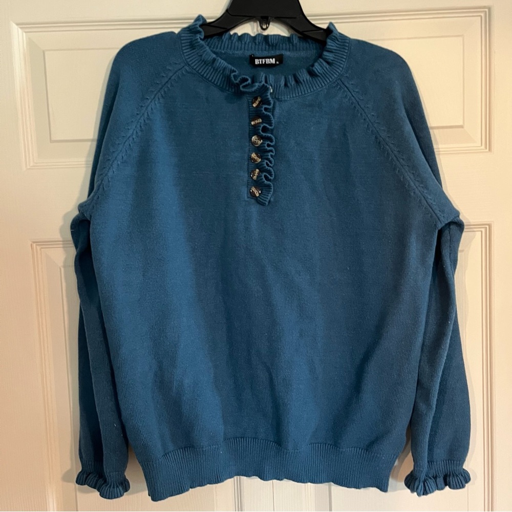 BTFBM XL Blue Women's Sweater with Ruffles